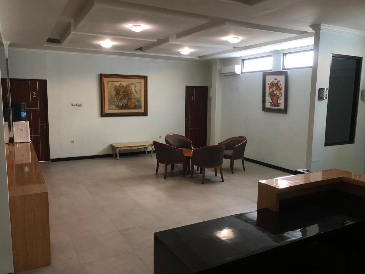 Bening Asri Guesthouse Тангеранг Екстериор снимка